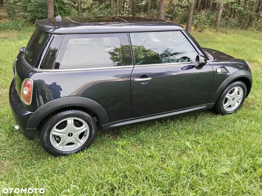 MINI ONE - 8