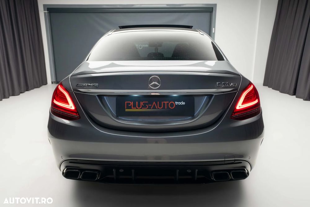 Mercedes-Benz C 63 AMG S AMG Speedshift MCT 9G - 17