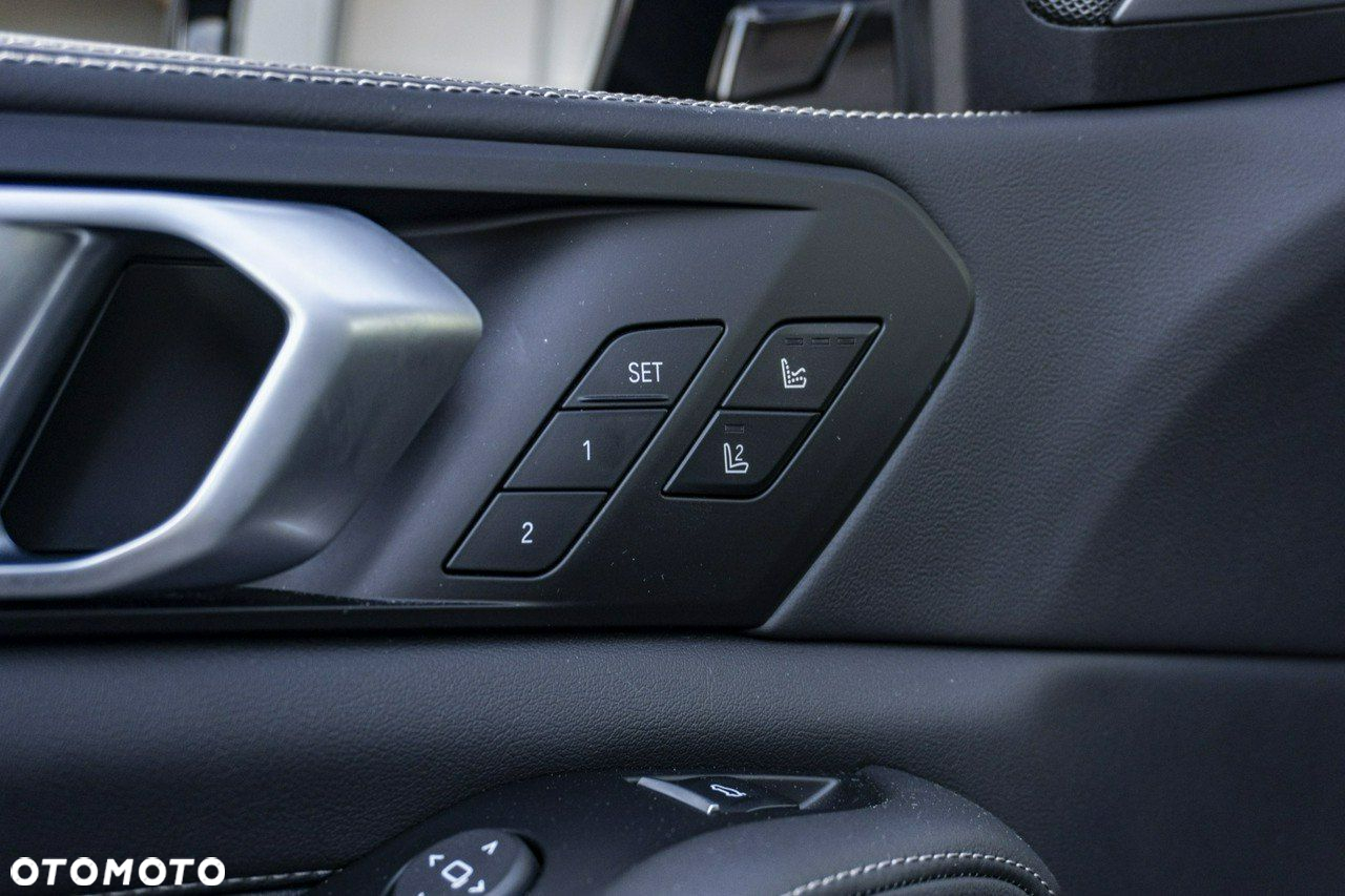 BMW X5 - 16