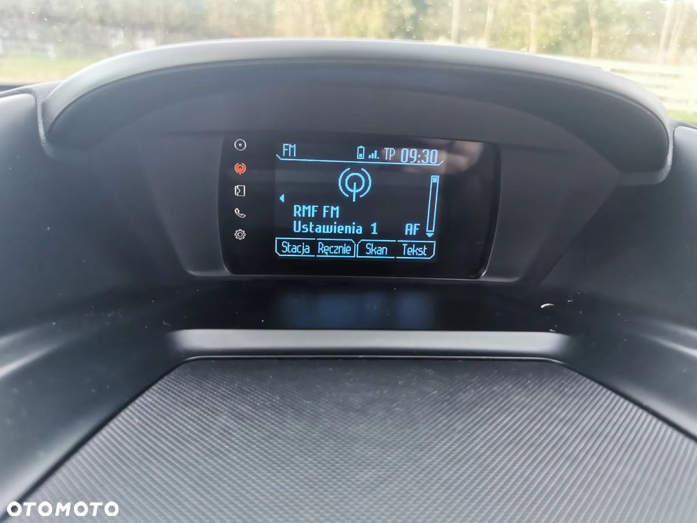 Ford Kuga 1.6 EcoBoost 2x4 Titanium - 18
