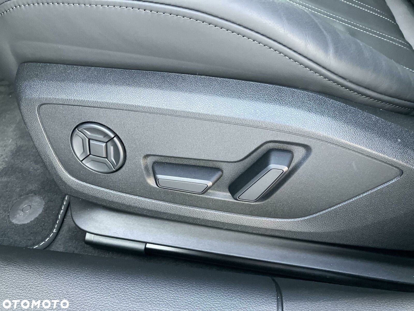 Audi A6 - 12