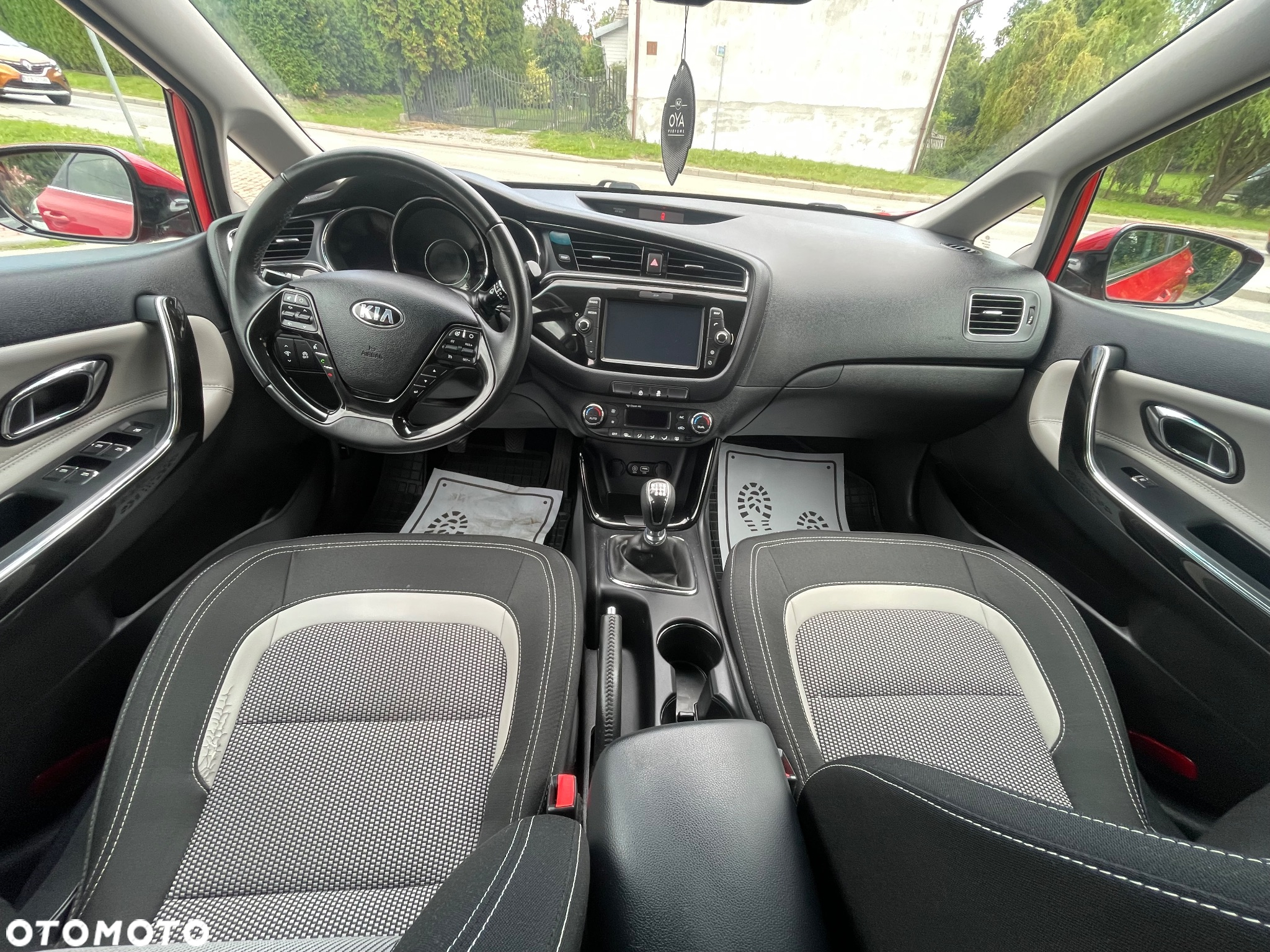 Kia Ceed SW 1.4 Vision - 13