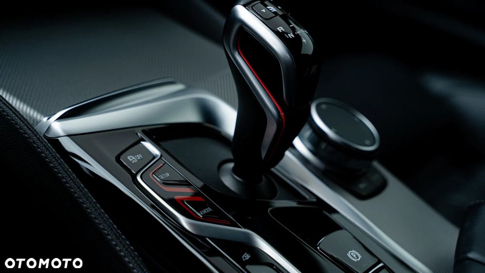 BMW M5 Competition - 17