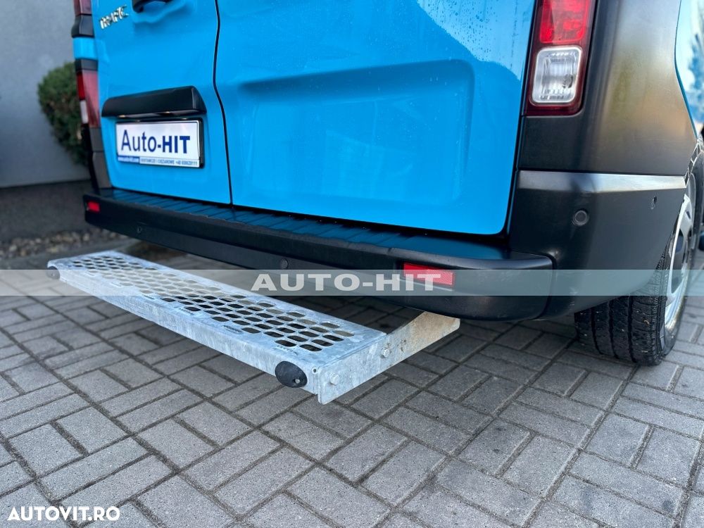 Renault Trafic - 9