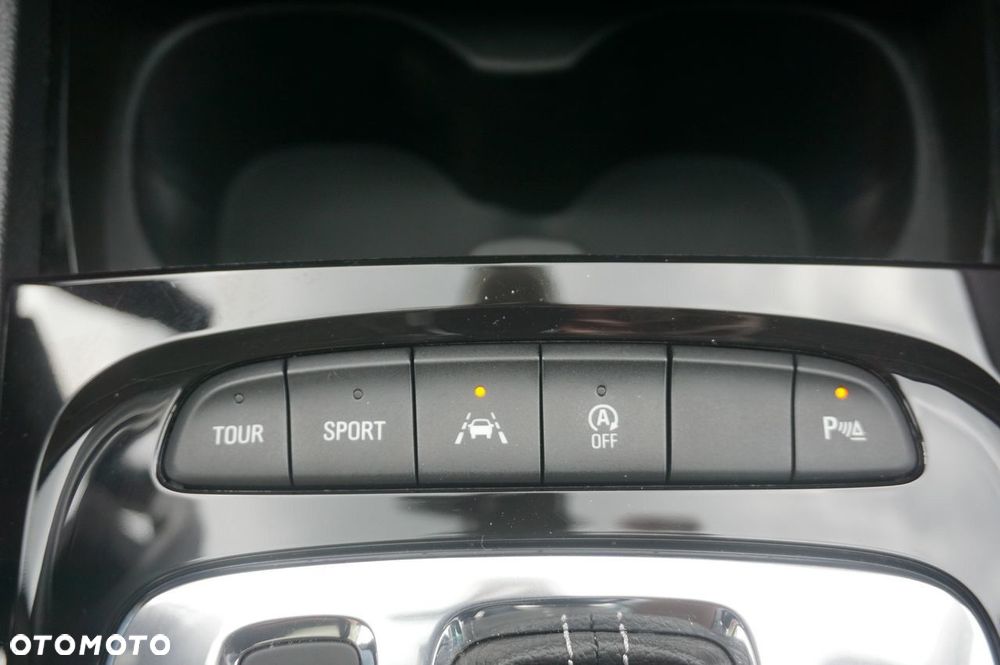 Opel Insignia 2.0 Automatik Edition - 11