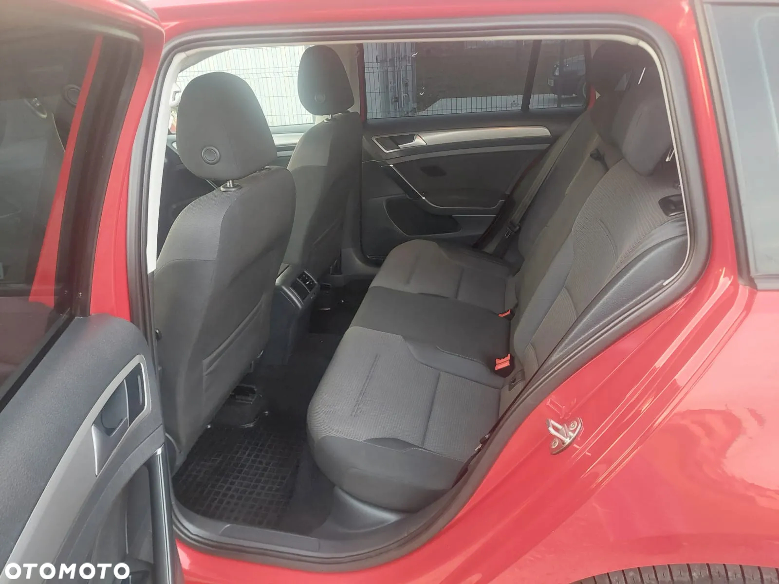 Volkswagen Golf VII 1.6 TDI BMT Comfortline - 7