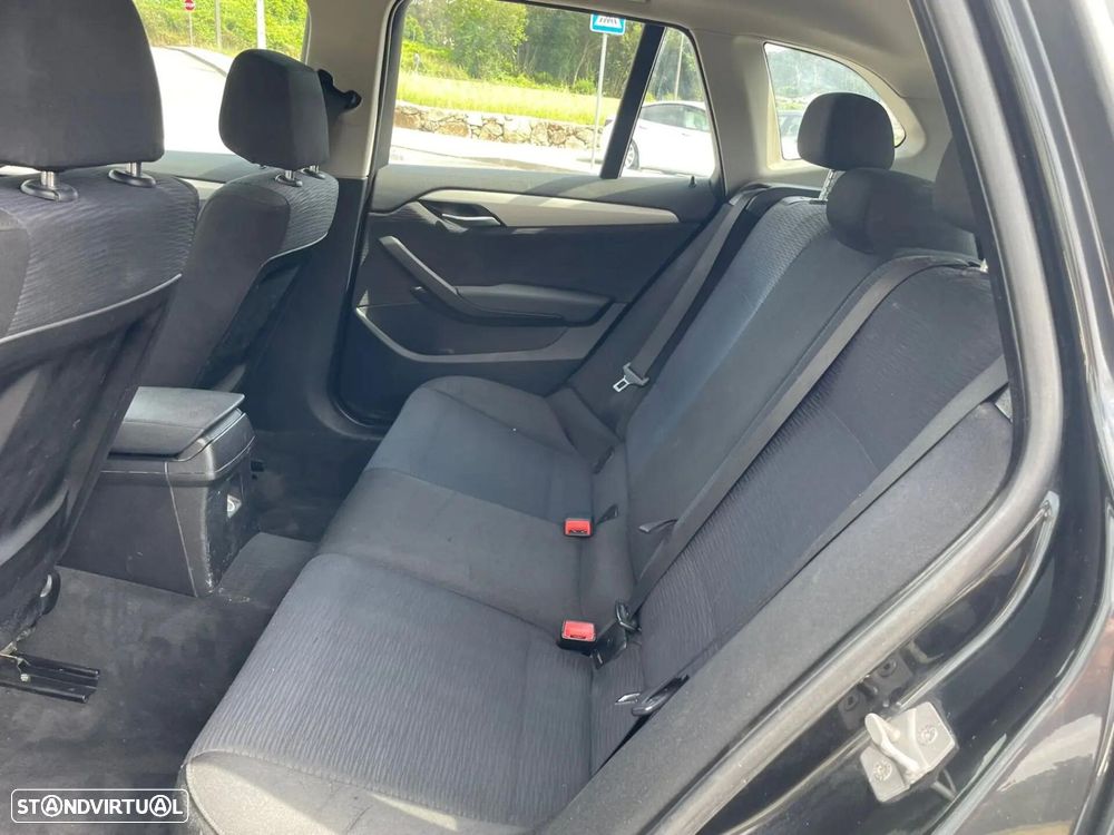 BMW X1 18 d sDrive - 17