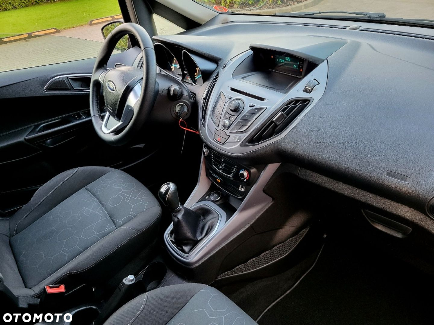 Ford B-MAX - 11