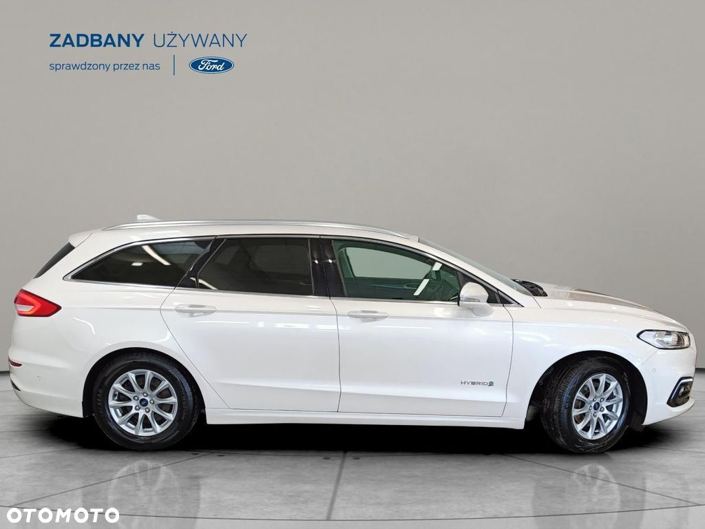 Ford Mondeo 2.0 Hybrid Titanium - 2
