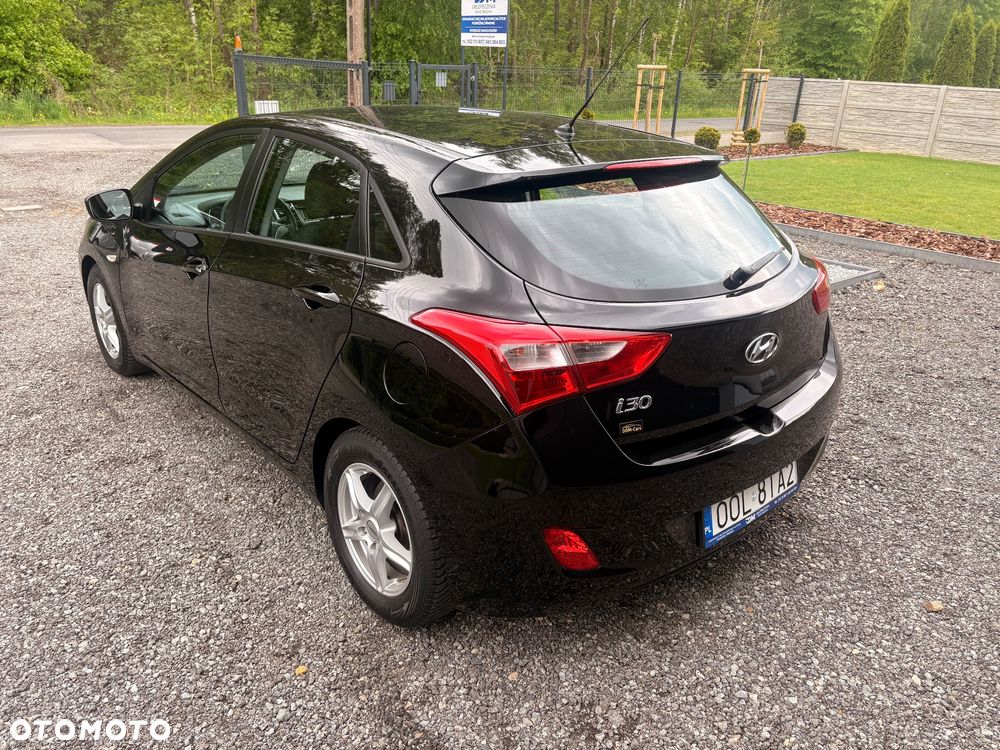 Hyundai i30 blue 1.4 Classic - 4