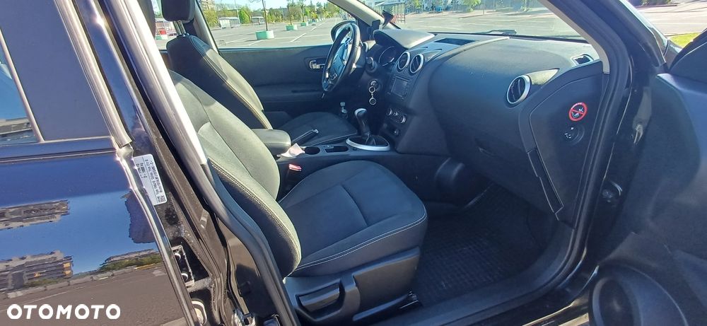 Nissan Qashqai - 14