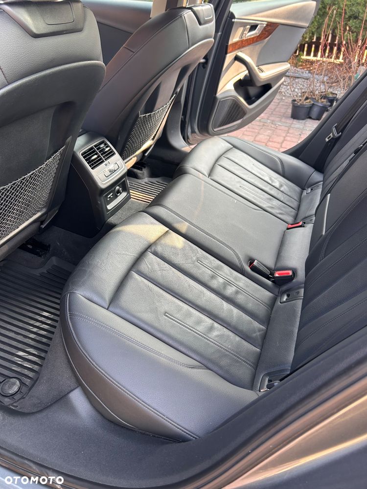 Audi A4 Limousine 2.0 TFSI quattro S tronic design - 12