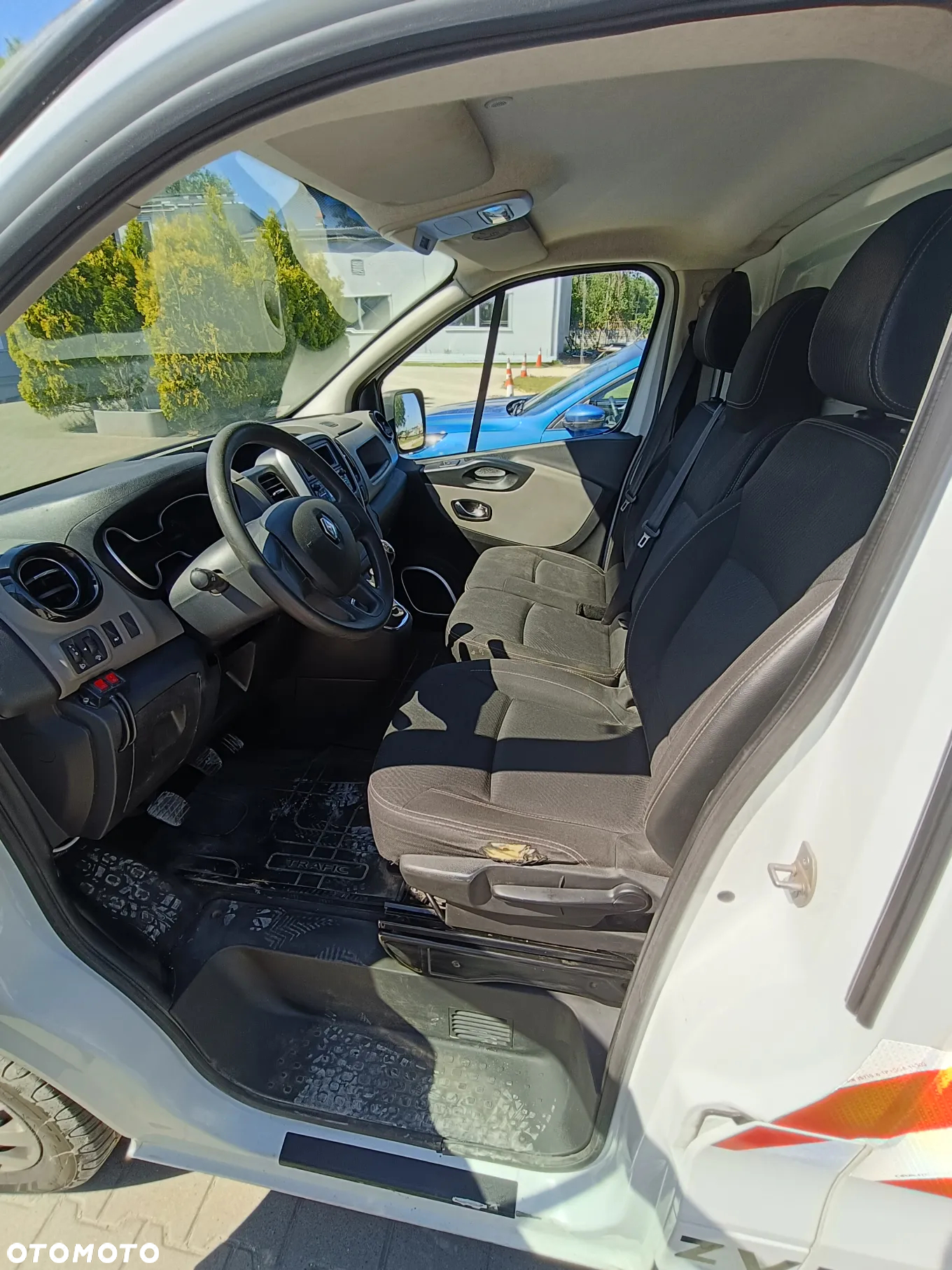Renault TRAFIC LONG - 11