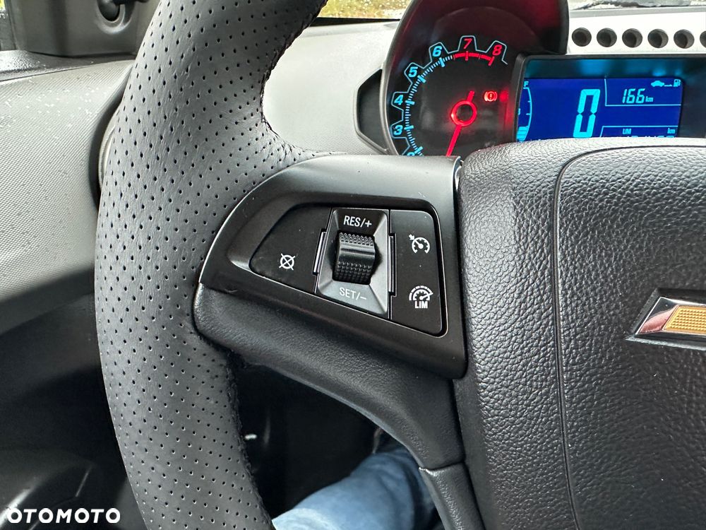 Chevrolet Aveo 1.2 LT+ - 26