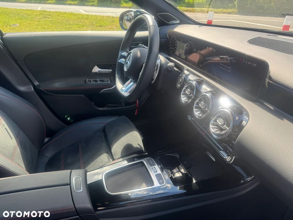 Mercedes-Benz Klasa A 35 AMG 4-Matic 7G-DCT - 20