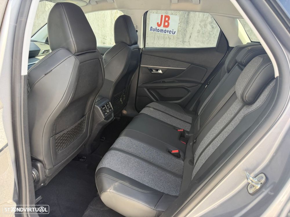 Peugeot 3008 1.6 BlueHDi Allure EAT6 - 12