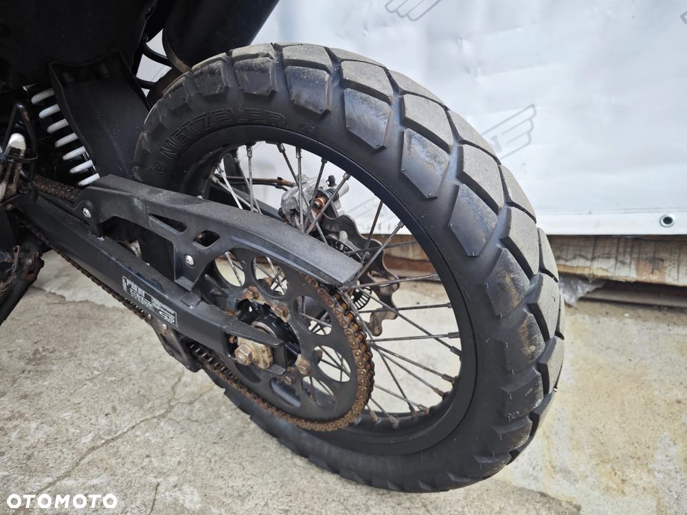 Aprilia RX - 9