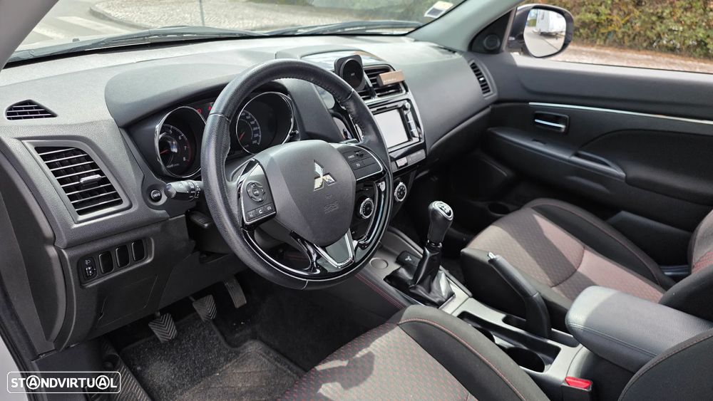 Mitsubishi ASX 1.6 MIVEC Intense Connect Edition - 9