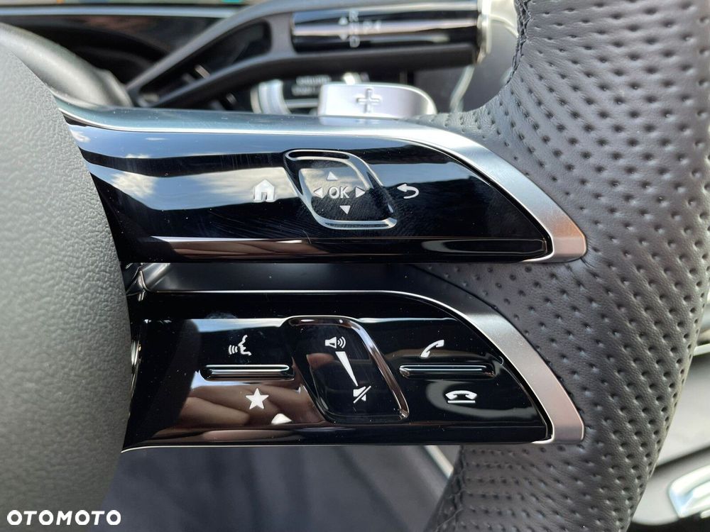 Mercedes-Benz Klasa E 220 d mHEV 4-Matic AMG 9G-Tronic - 26