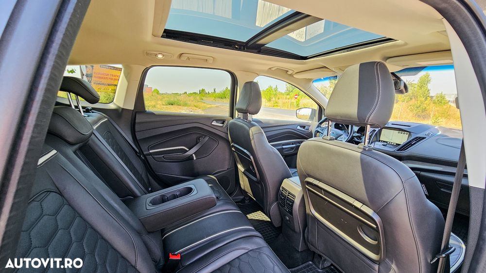 Ford Kuga 2.0 TDCi 4WD Powershift Vignale - 15