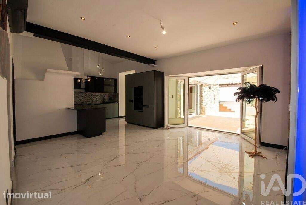 Moradia geminada T4 em Alcantarilha e Pêra de 265,8 m2 - Grande imagem: 5/37