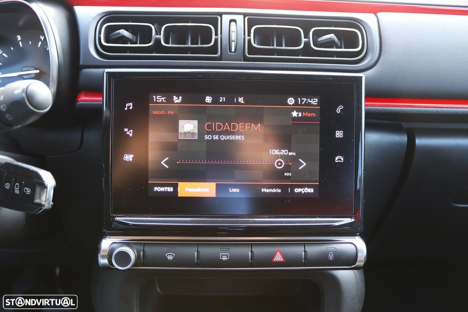 Citroën C3 1.2 PureTech Shine - 18