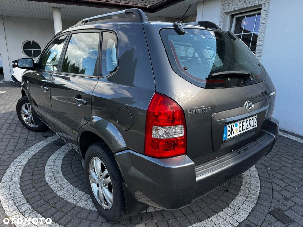 Hyundai Tucson 2.0 2WD Champion - 4