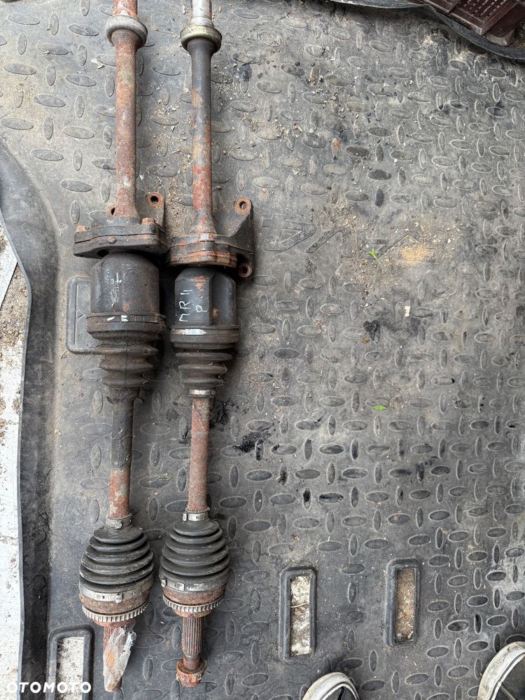 PÓŁOŚ TOYOTA MR2 ZWW30 2000-2005 - 1