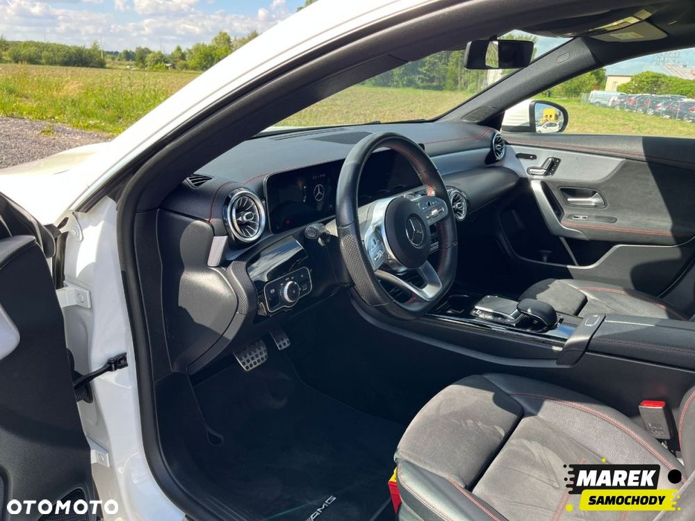 Mercedes-Benz CLA - 17