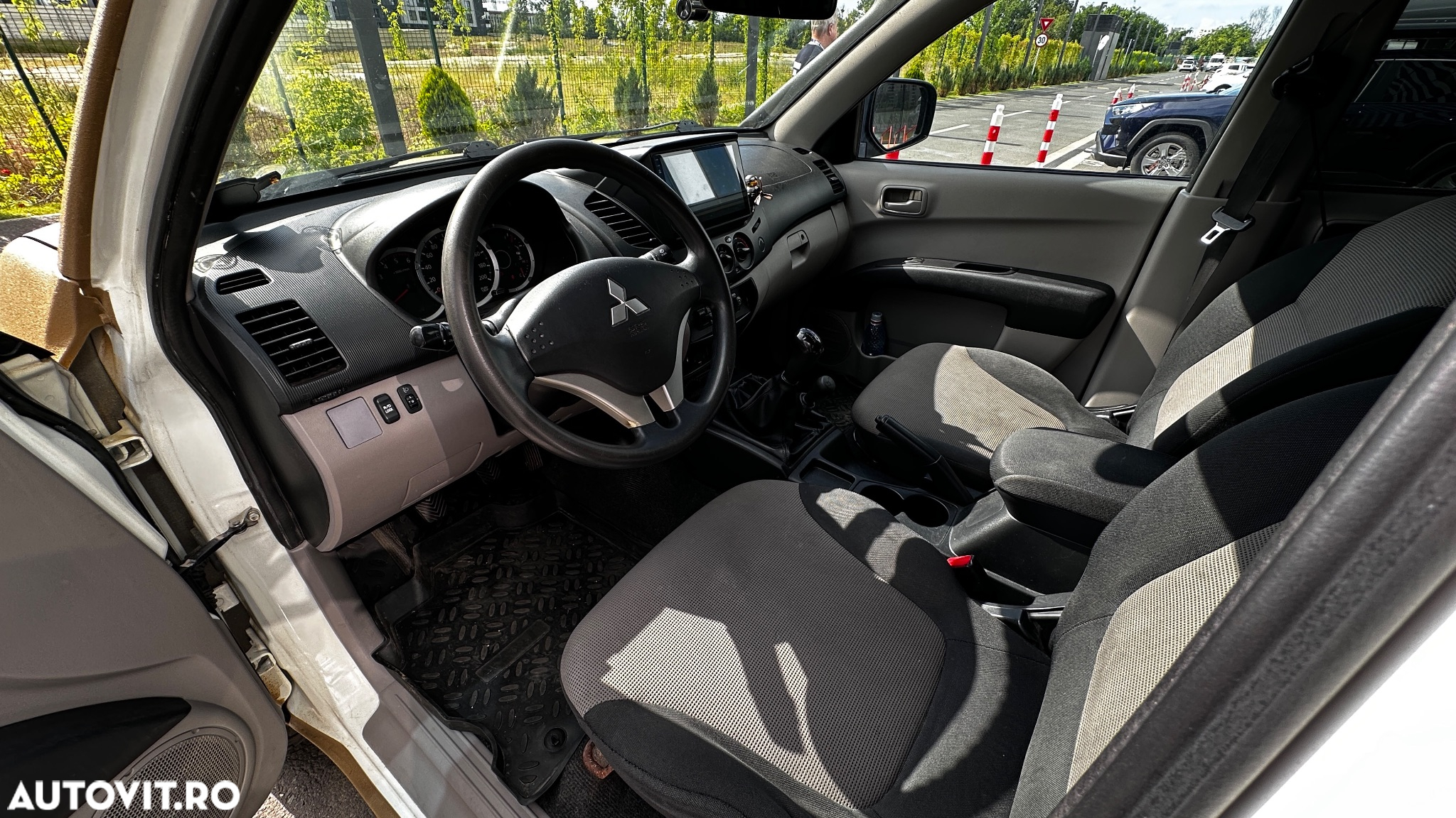 Mitsubishi L200 Double Cab 2.5 DI-D M/T Invite H80 - 8
