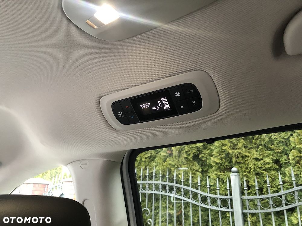 Chrysler Pacifica - 26