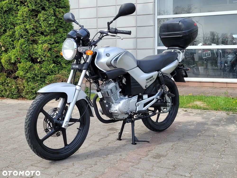 Yamaha YBR - 18