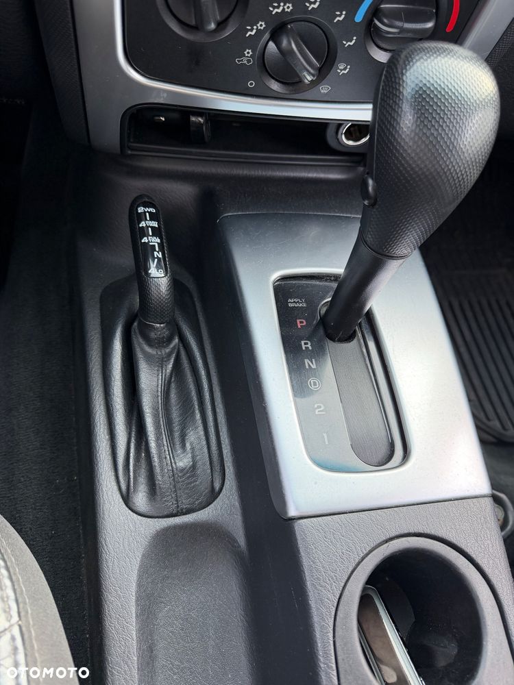 Jeep Cherokee 2.8L CRD Limited - 16