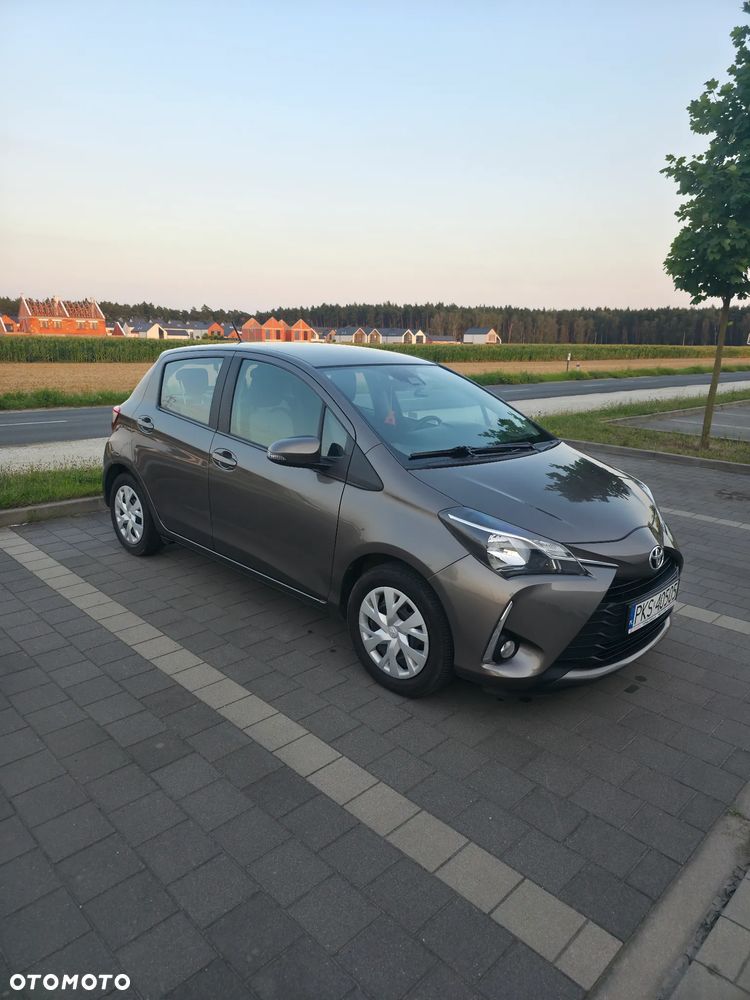Toyota Yaris 1.5 Premium - 3