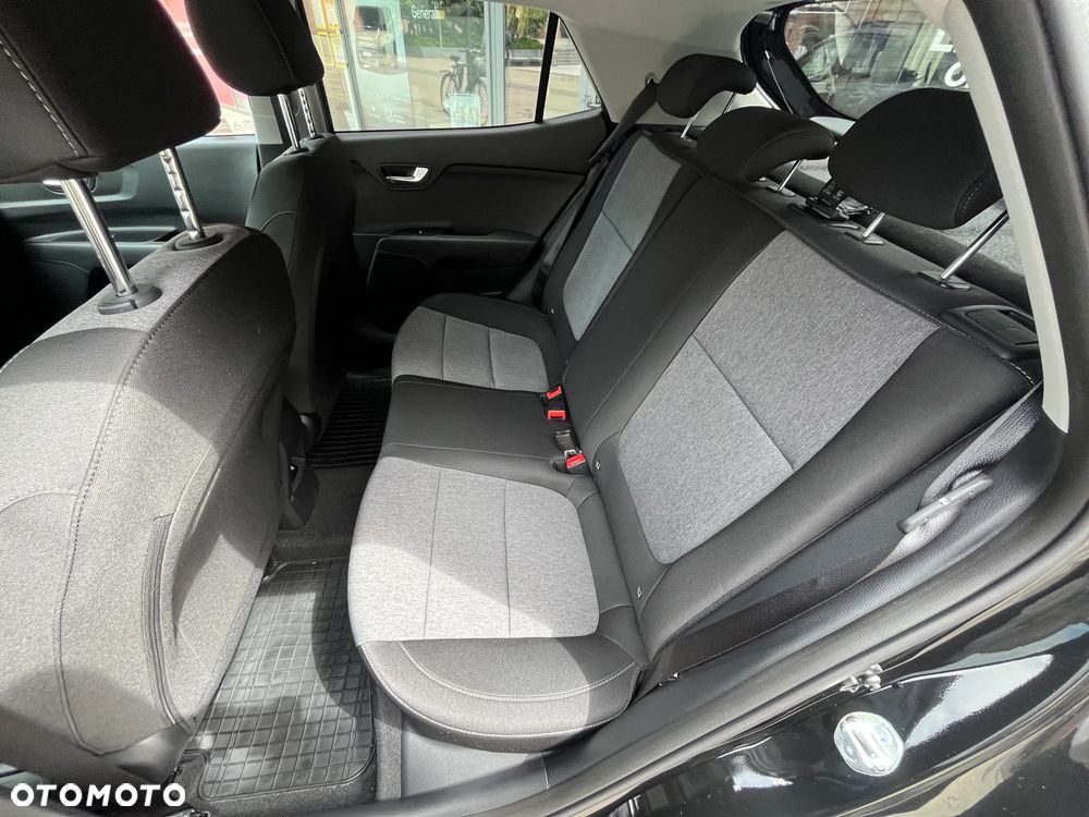 Kia Stonic 1.0 T-GDI L Business Line DCT - 37