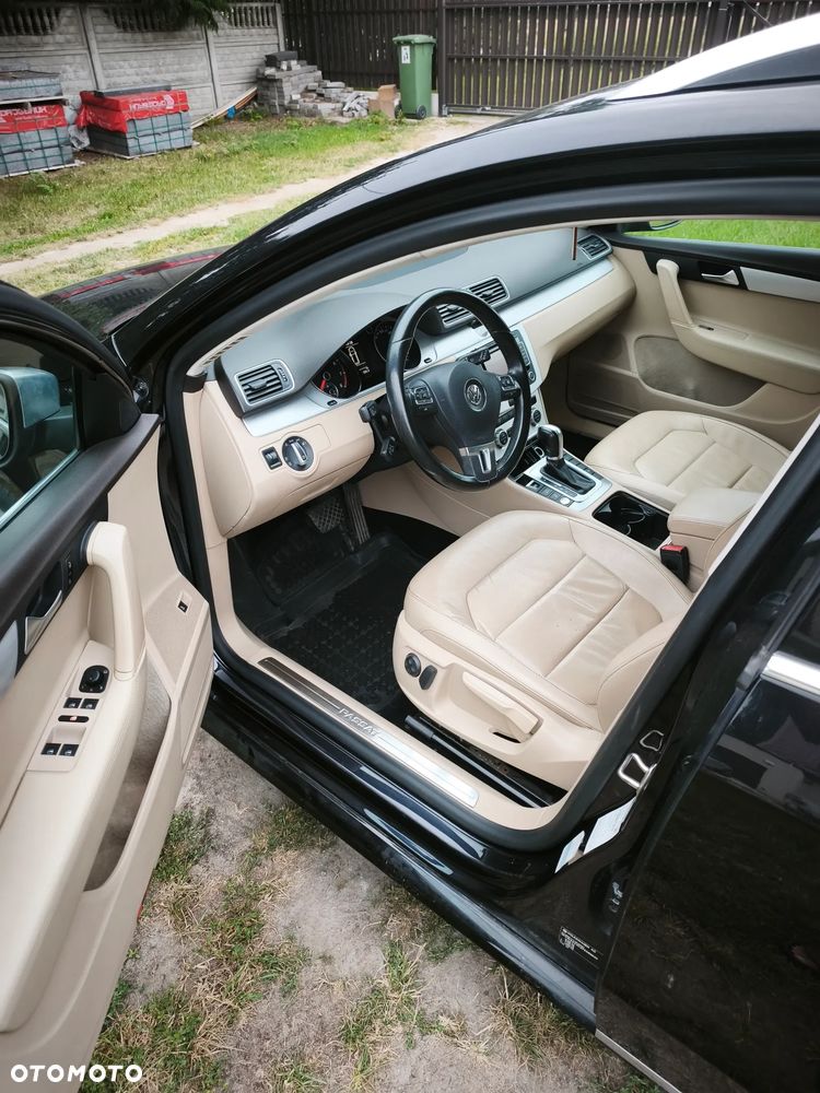 Volkswagen Passat - 5