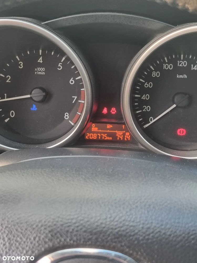Mazda 5 - 13
