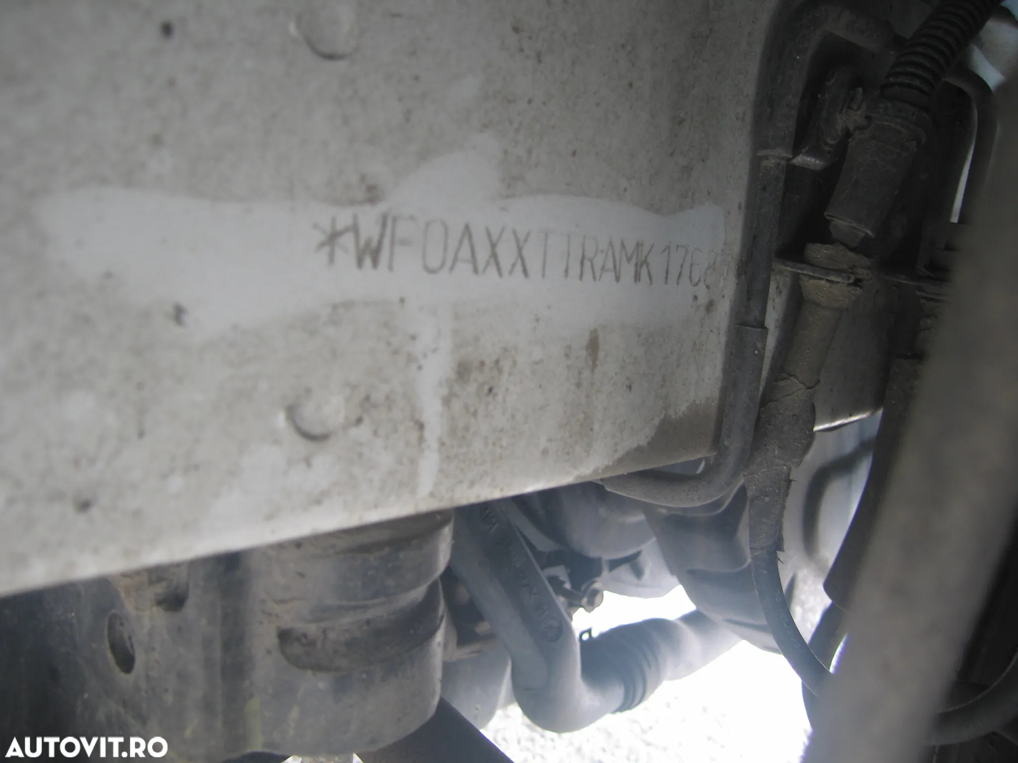 Ford TRANSIT 3 LOC. PLATFORMA cu PRELATA , AC. - 25