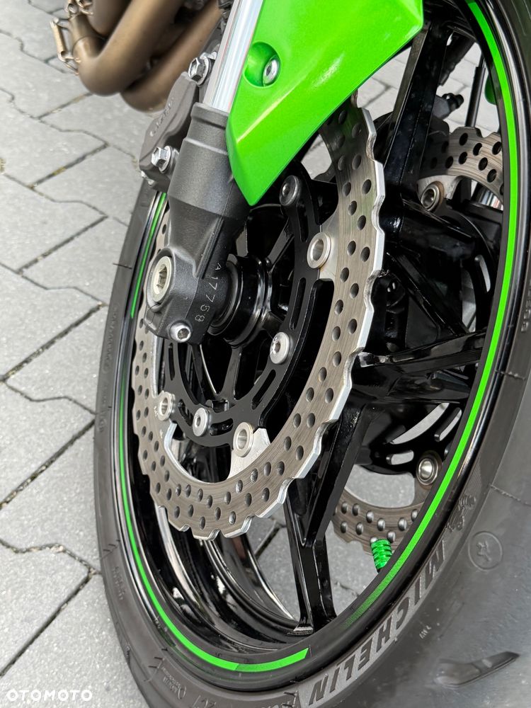 Kawasaki Z 900 - 19