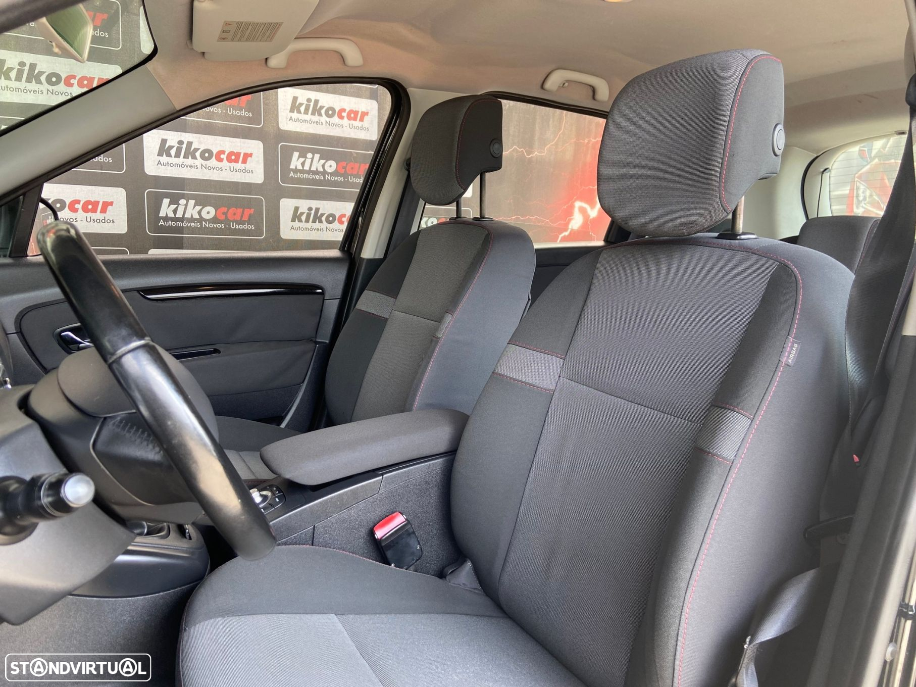 Renault Scénic ENERGY dCi 110 INTENS - 25