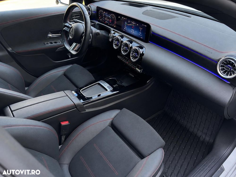 Mercedes-Benz CLA 220 4MATIC 8G-DCT Edition AMG Line - 11