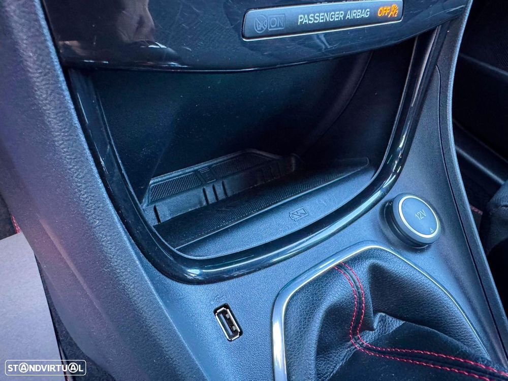 Ford Puma 1.0 EcoBoost Hybrid ST-LINE - 22