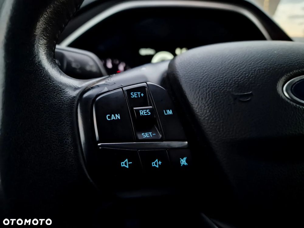 Ford Focus SW 1.0 EcoBoost Titanium - 9