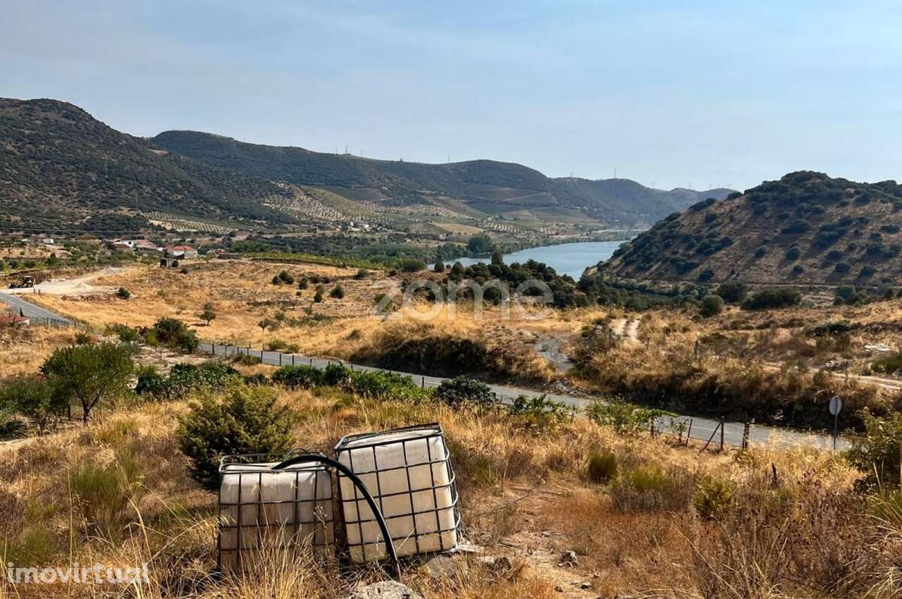 Terreno Panorâmico 11.745 m² no Douro - em Trás-os-Montes - Grande imagem: 2/25
