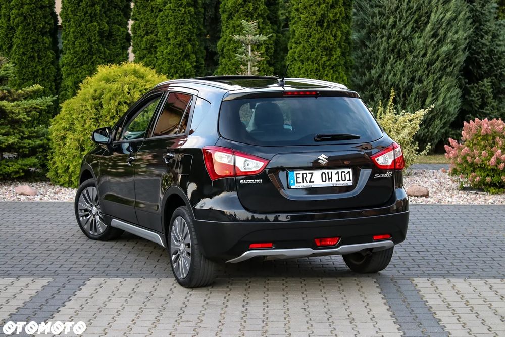 Suzuki SX4 S-Cross 1.6 DDiS Premium - 16