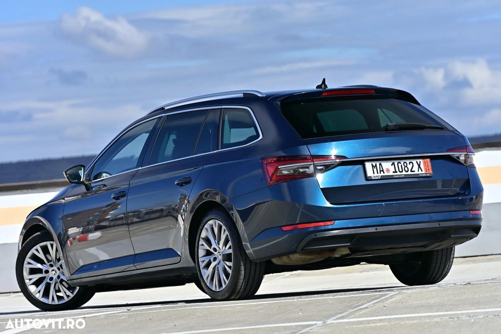 Skoda Superb Combi 2.0 TDI DSG Premium Edition - 31