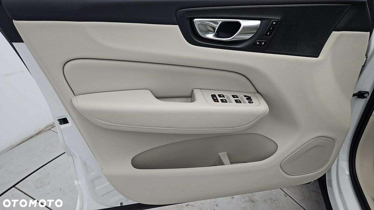Volvo XC 60 - 10