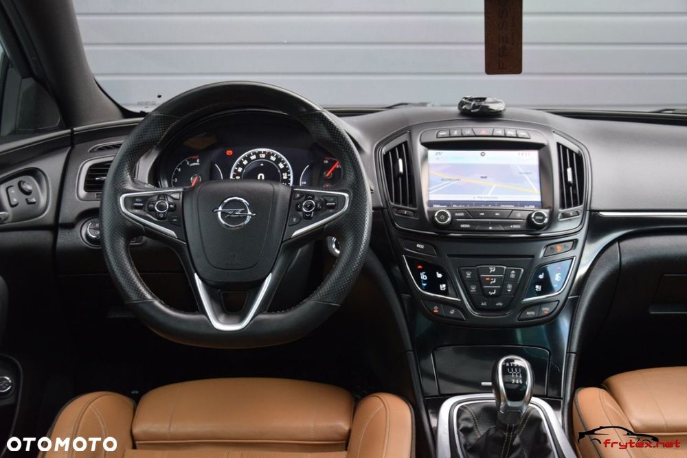 Opel Insignia - 37