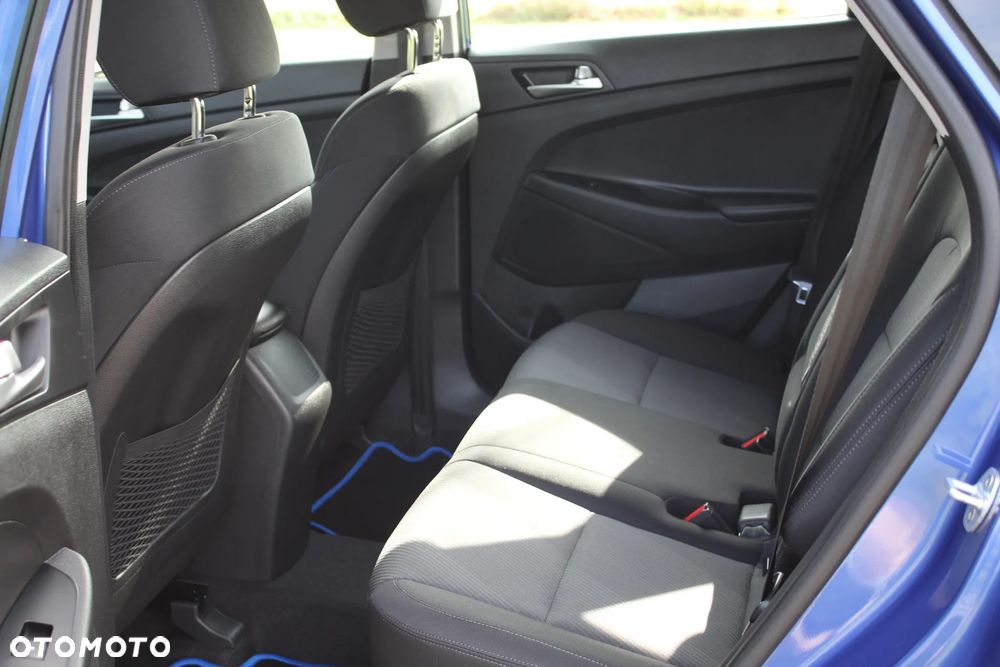 Hyundai Tucson blue 1.6 GDi 2WD Navi - 21