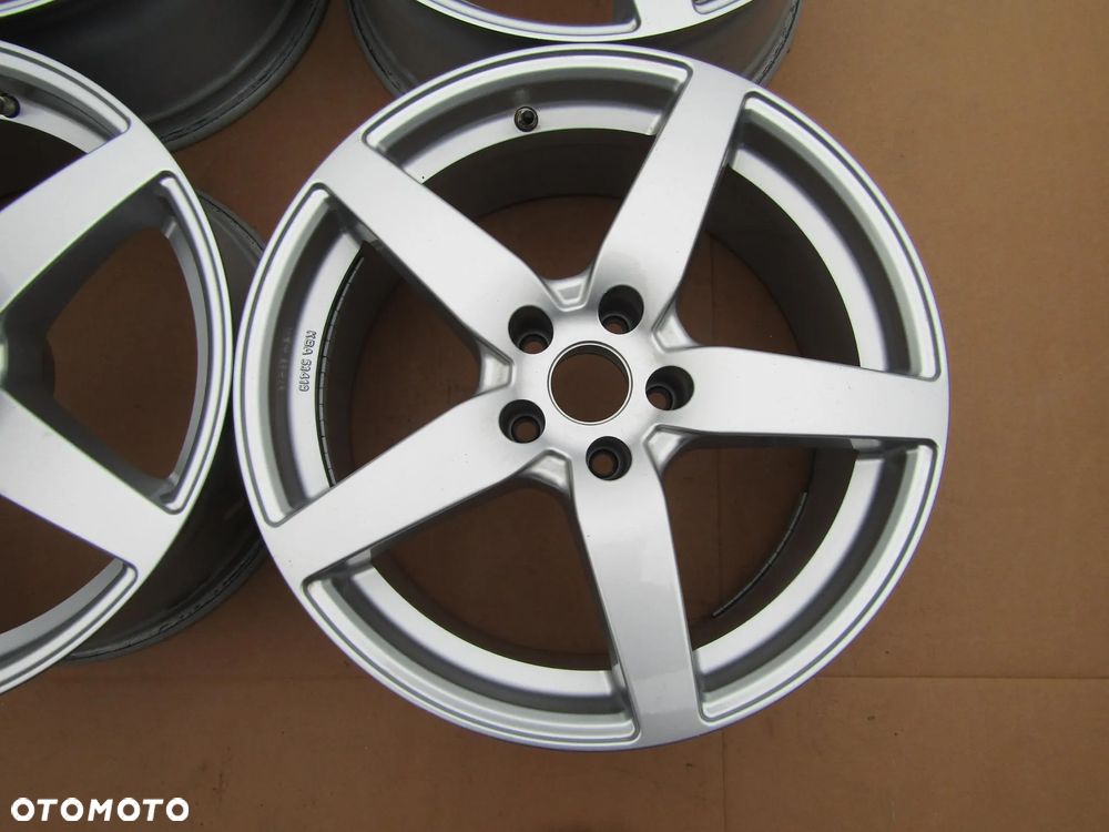 4x Felgi 18 Audi A4 A5 A6 S6 A7 S7 C8 A8 Q3 Q5 Q7 VW Tiguan Mercedes EQ EQC Skoda Karoq Kodiaq Yeti Superb Seat Ateca BMW 8 j 5x112 ET26 - 9